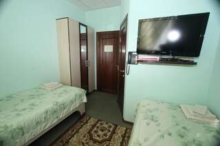 Гостиница E-Hotel Muravlenko Муравленко Двухместный номер с 2 отдельными кроватями и общей ванной комнатой-4